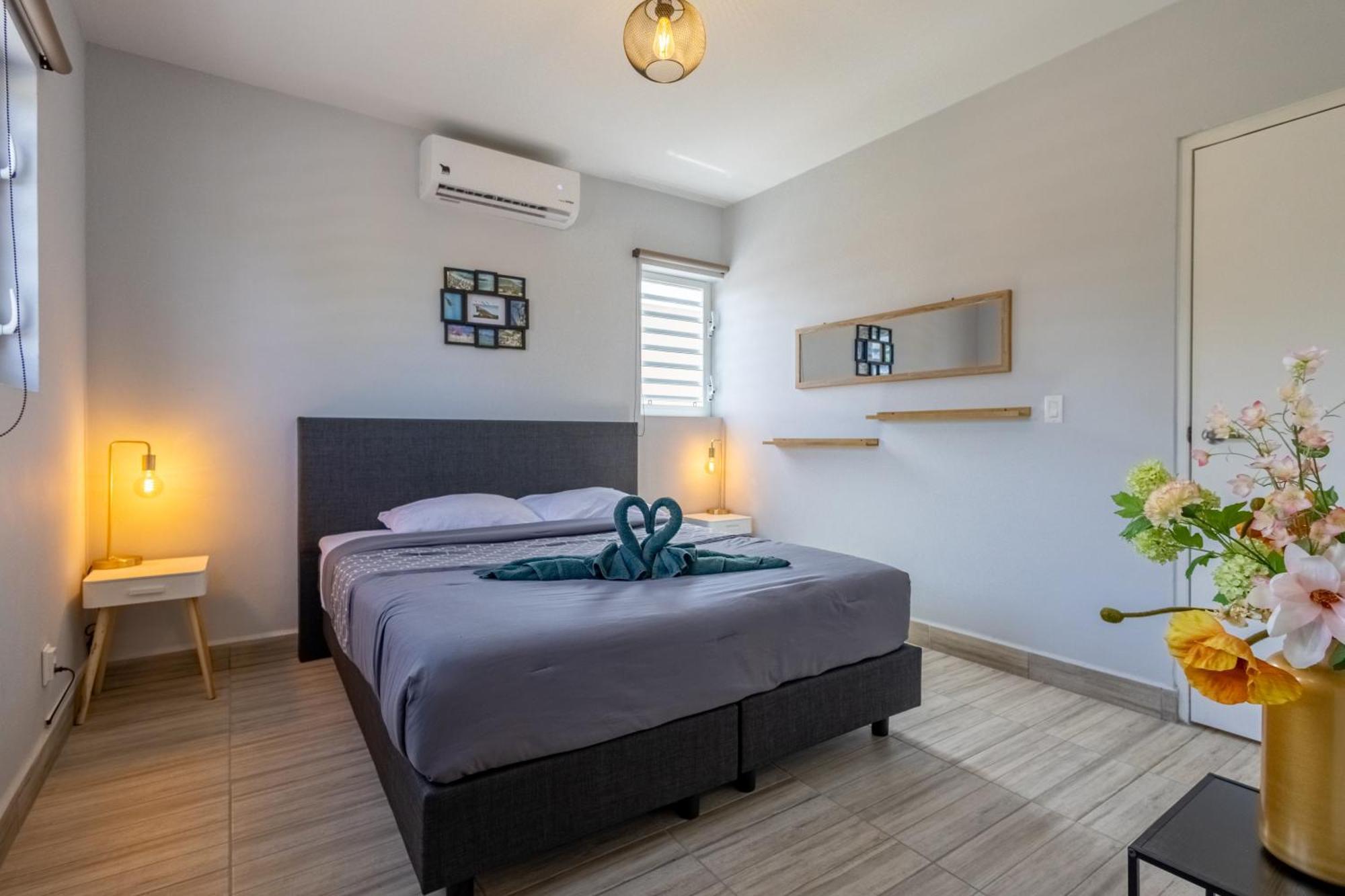 Av Curacao - Centrally Located Spacious Apartment Willemstad Exterior photo